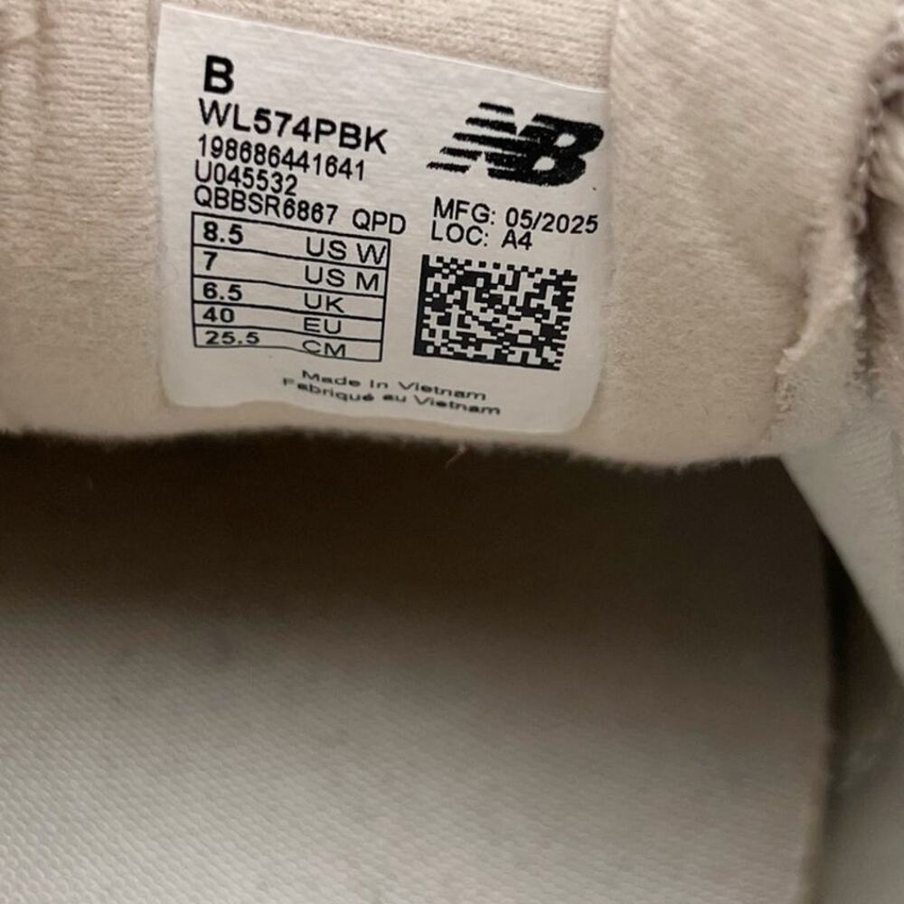 New Balance Womens Classics 574 Casual Sneakers Size 8.5 EU 40 Bone Athletic EUC - Picture 11 of 12